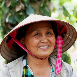 Miss Vang, cultivatrice de noix de cajou au Vietnam