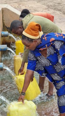 valeurs_et_engagements_photo3 Source d'eau potable dans les collines de Kirehe au Rwanda